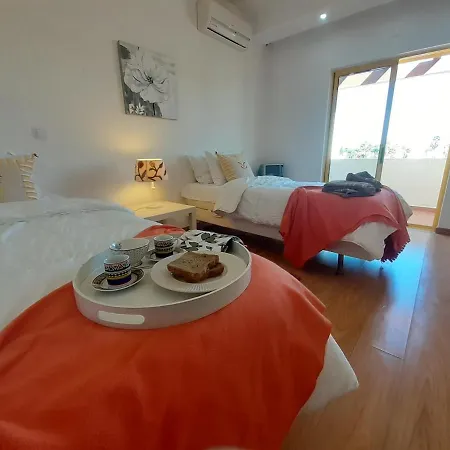 Country Club Apartment *